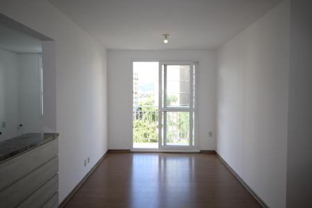 Apartamento para alugar com 77m², 3 quartos e 1 vaga