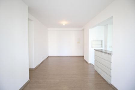 Apartamento para alugar com 3 quartos, 77m² em Jardim Itu, Porto Alegre