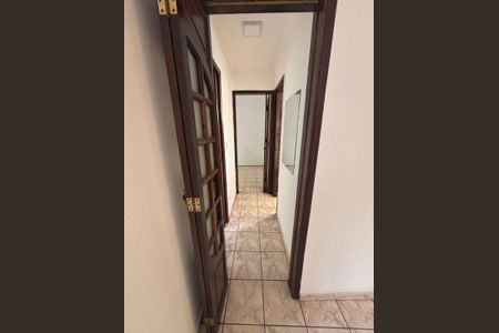 Corredor de apartamento para alugar com 2 quartos, 54m² em Cidade Satelite Santa Barbara, São Paulo