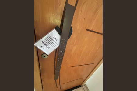 Apartamento para alugar com 54m², 2 quartos e 1 vagaPorta de entrada