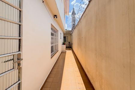 Casa à venda com 220m², 4 quartos e 5 vagasÁrea Externa