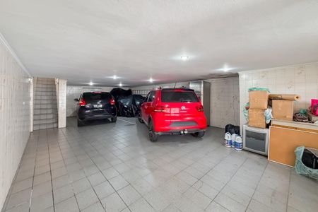Casa à venda com 220m², 4 quartos e 5 vagasGaragem