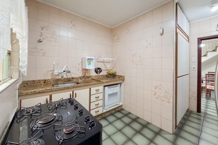 Casa à venda com 220m², 4 quartos e 5 vagasCozinha