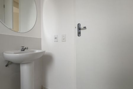 Apartamento para alugar com 45m², 2 quartos e 1 vaga Apartamento para alugar com 45m², 2 quartos e 1 vagaBanheiro