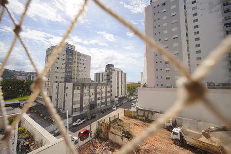 Suite - vista de apartamento para alugar com 3 quartos, 128m² em Kobrasol, São José