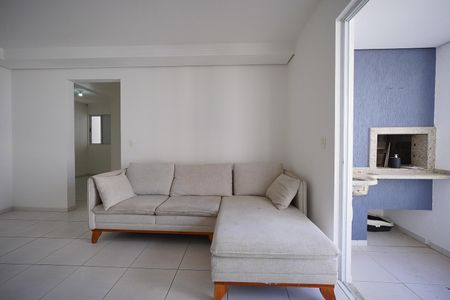 Sala de apartamento para alugar com 3 quartos, 128m² em Kobrasol, São José