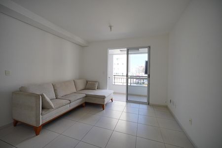 Sala de apartamento para alugar com 3 quartos, 128m² em Kobrasol, São José