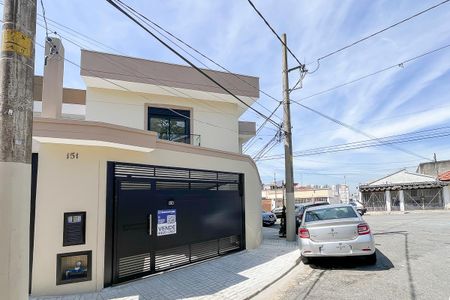 Casa à venda com 185m², 3 quartos e 2 vagasFachada + plaquinha