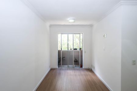 Sala de apartamento para alugar com 3 quartos, 55m² em Jardim Santa Emilia, São Paulo