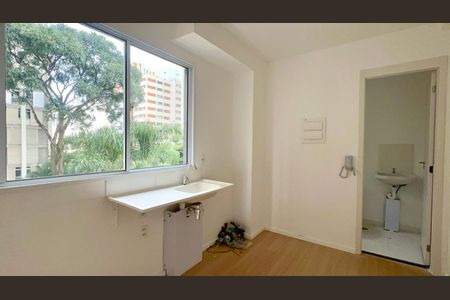 Cozinha de kitnet/studio à venda com 1 quarto, 24m² em Jardim Paulista, São Paulo