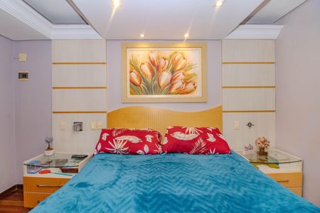 Casa à venda com 300m², 3 quartos e 4 vagasSuíte