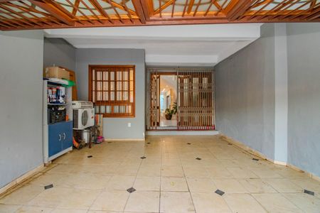 Casa à venda com 300m², 3 quartos e 4 vagasGaragem