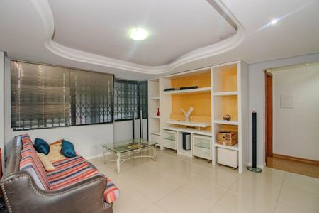 Casa à venda com 300m², 3 quartos e 4 vagasEspaço Gourmet - Segundo Piso