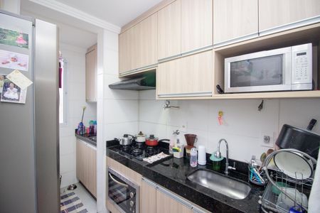 Apartamento à venda com 58m², 2 quartos e 1 vaga Apartamento à venda com 58m², 2 quartos e 1 vagaCozinha e Área de Serviço