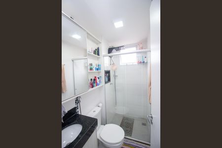 Apartamento à venda com 58m², 2 quartos e 1 vaga Apartamento à venda com 58m², 2 quartos e 1 vagaBanheiro Social