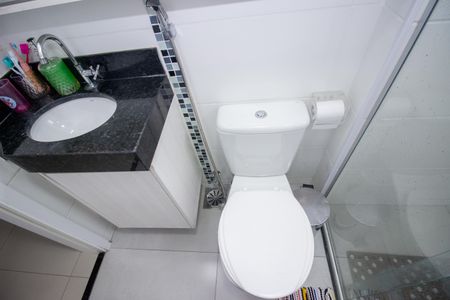 Apartamento à venda com 58m², 2 quartos e 1 vaga Apartamento à venda com 58m², 2 quartos e 1 vagaBanheiro Social