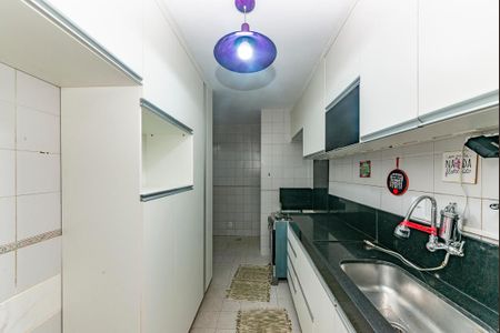 Apartamento para alugar com 75m², 2 quartos e 1 vagaCozinha