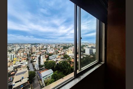 Apartamento à venda com 80m², 3 quartos e 1 vaga Apartamento à venda com 80m², 3 quartos e 1 vagaQuarto 2