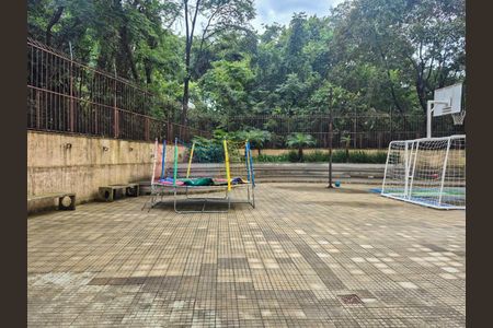 Apartamento à venda com 80m², 3 quartos e 1 vaga Apartamento à venda com 80m², 3 quartos e 1 vagaÁrea comum - Playground