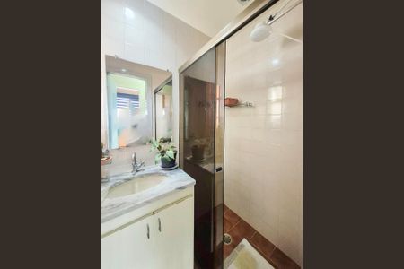 Apartamento à venda com 80m², 3 quartos e 1 vaga Apartamento à venda com 80m², 3 quartos e 1 vagaBanheiro Social