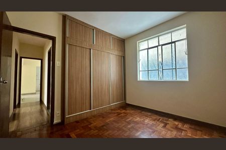 Apartamento à venda com 120m², 3 quartos e 1 vagaQuarto 
