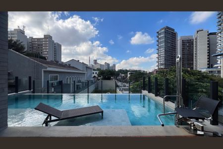 Studio para alugar com 30m², 1 quarto e sem vagaPiscina