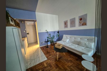 Apartamento à venda com 34m², 1 quarto e sem vagaSala
