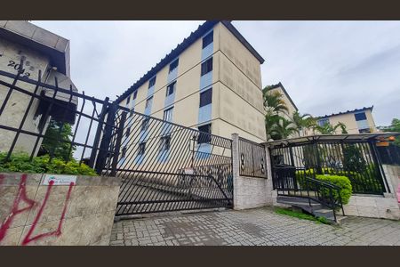 Apartamento para alugar com 1m², 2 quartos e 1 vaga Apartamento para alugar com 1m², 2 quartos e 1 vagaFachada