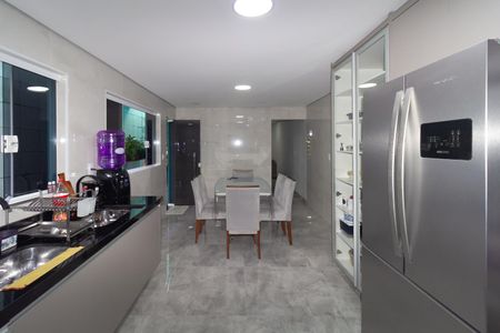 Casa à venda com 133m², 3 quartos e 2 vagasCozinha