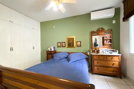 Casa à venda com 275m², 3 quartos e 4 vagasSuite 1