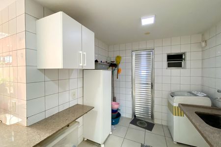 Casa à venda com 275m², 3 quartos e 4 vagasÁrea de Serviço