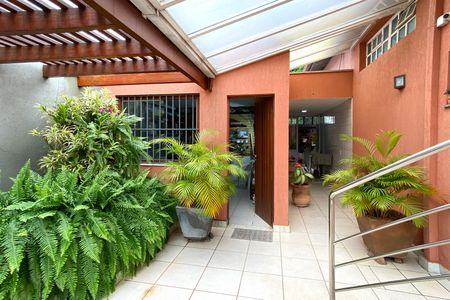 Casa à venda com 275m², 3 quartos e 4 vagasVaranda escritório