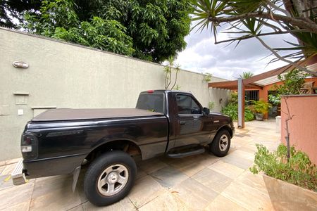 Casa à venda com 275m², 3 quartos e 4 vagasGaragem 1