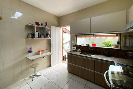 Casa à venda com 275m², 3 quartos e 4 vagasCozinha