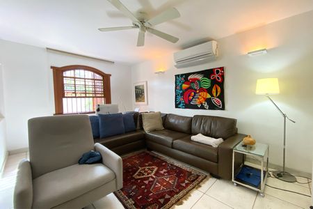 Casa à venda com 275m², 3 quartos e 4 vagasSala de Estar