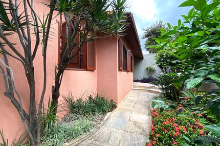 Casa à venda com 275m², 3 quartos e 4 vagasJardim