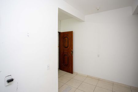 Sala de apartamento para alugar com 2 quartos, 60m² em Jardim Selma, São Paulo