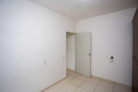 Quarto 1 de apartamento para alugar com 2 quartos, 60m² em Jardim Selma, São Paulo