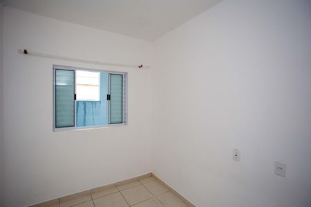 Quarto 2 de apartamento para alugar com 2 quartos, 60m² em Jardim Selma, São Paulo