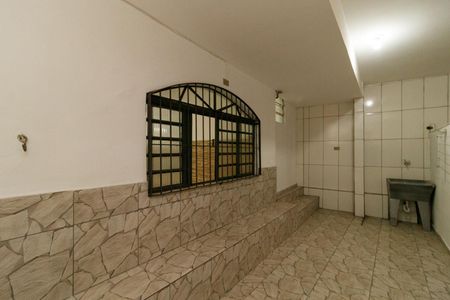 Casa para alugar com 30m², 1 quarto e sem vagaÁrea de Serviço