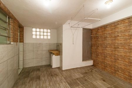 Casa para alugar com 40m², 1 quarto e sem vagaÁrea de Serviço