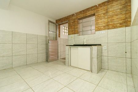Casa para alugar com 40m², 1 quarto e sem vagaSala e Cozinha
