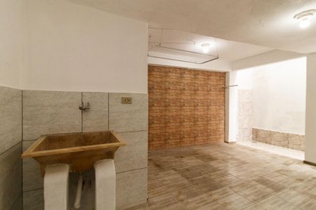 Casa para alugar com 40m², 1 quarto e sem vagaÁrea de Serviço