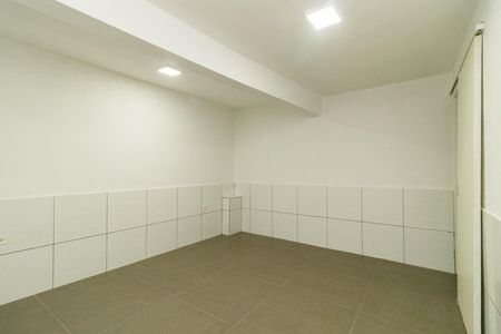 Quarto de casa para alugar com 1 quarto, 40m² em Parque Casa de Pedra, São Paulo