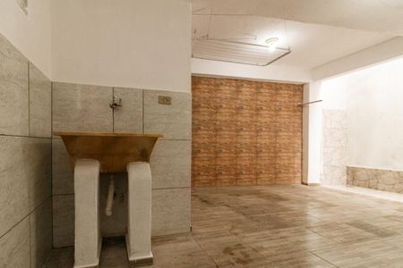 Casa para alugar com 40m², 1 quarto e sem vagaÁrea de Serviço