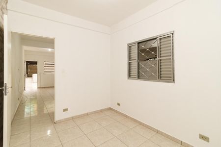 Quarto de casa para alugar com 1 quarto, 40m² em Parque Casa de Pedra, São Paulo