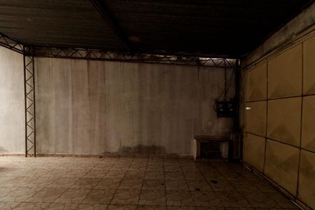 Casa para alugar com 40m², 1 quarto e 1 vaga Casa para alugar com 40m², 1 quarto e 1 vagaGaragem