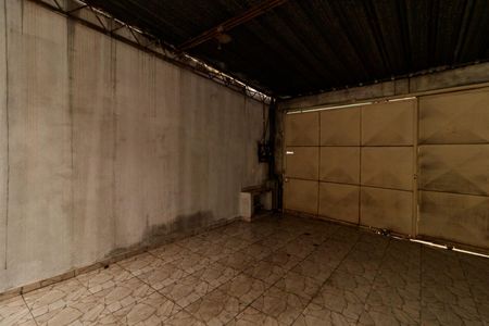 Casa para alugar com 40m², 1 quarto e 1 vaga Casa para alugar com 40m², 1 quarto e 1 vagaGaragem