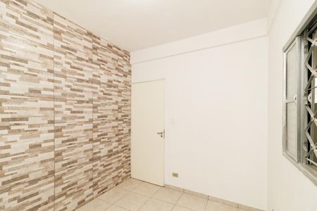 Quarto de casa para alugar com 1 quarto, 40m² em Parque Casa de Pedra, São Paulo