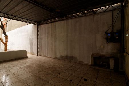 Casa para alugar com 40m², 1 quarto e 1 vaga Casa para alugar com 40m², 1 quarto e 1 vagaGaragem